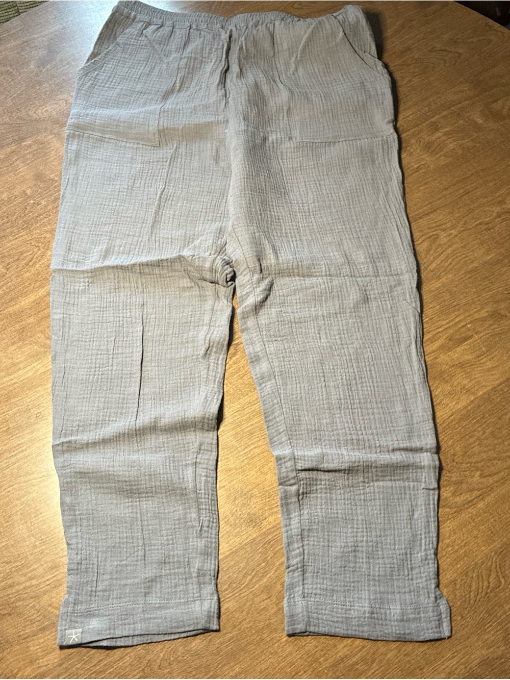 Barefoot Dreams Malibu Collection Pants Womens M Gray BDWMC22301